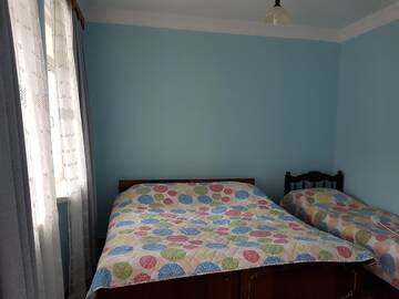 Фото номера Трехместный номер с основными удобствами Гостевой дом Gios Guest House г. Чакви 3