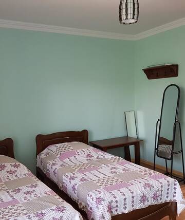 Фото номера Трехместный номер с видом на горы Гостевой дом Gios Guest House г. Чакви 2